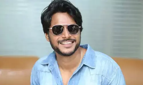 Sandeep Kishan: యంగ్ బ్యూటీతో కలిసి షాకిచ్చిన టాలీవుడ్ హీరో సందీప్ కిషన్.. వీడియో వైరల్