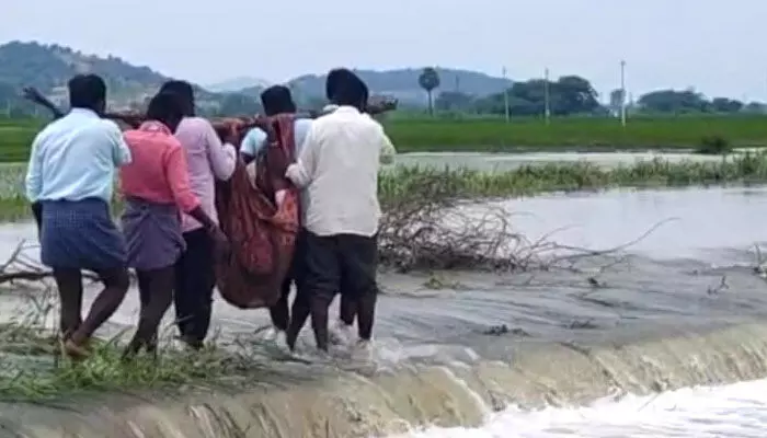 అయ్యో... ఎంత కష్టం అయ్యో... ఎంత కష్టం