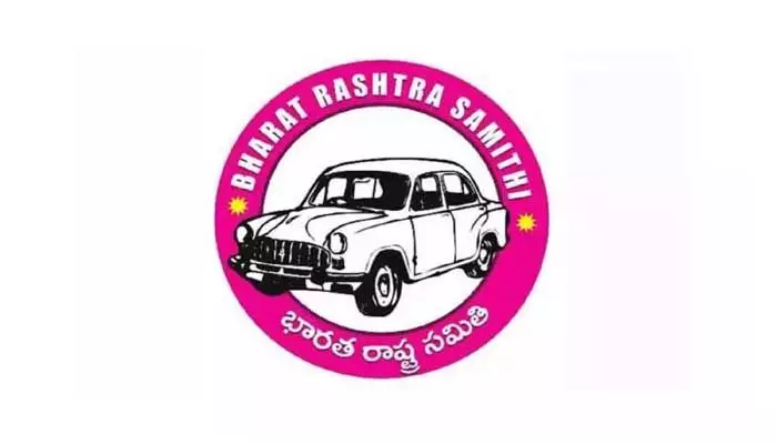 ప్రజల దృష్టి మళ్లించేందుకే కాంగ్రెస్ రాజకీయాలు.. బీఆర్ఎస్ రాష్ట్ర నాయకుడు పల్లె రవికుమార్ గౌడ్ ప్రజల దృష్టి మళ్లించేందుకే కాంగ్రెస్ రాజకీయాలు.. బీఆర్ఎస్ రాష్ట్ర నాయకుడు పల్లె రవికుమార్ గౌడ్
