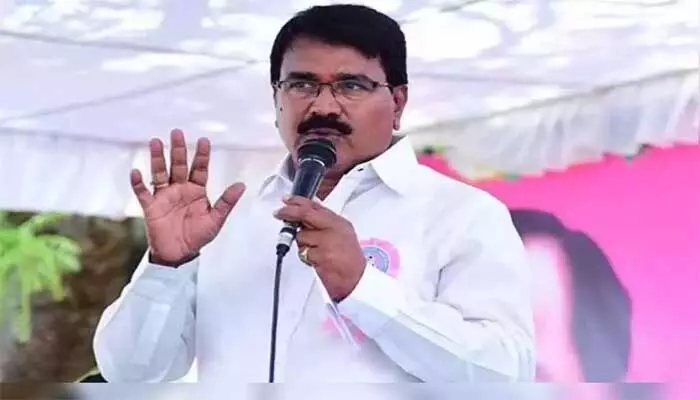 వరద బాధితులకు సహాయం అందించాలి.. మాజీ మంత్రి సింగిరెడ్డి నిరంజన్ రెడ్డి వరద బాధితులకు సహాయం అందించాలి.. మాజీ మంత్రి సింగిరెడ్డి నిరంజన్ రెడ్డి