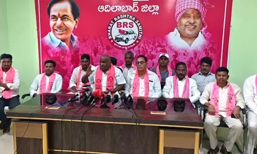జిల్లాకు మంత్రి ఎందుకు వచ్చారో తెలియదు