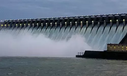 సాగర్​లో తగ్గుముఖం పట్టిన వరద