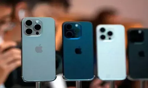 IPhone: 2025 నుంచి అన్ని ఐఫోన్‌లలో ఓఎల్ఈడీ డిస్‌ప్లే