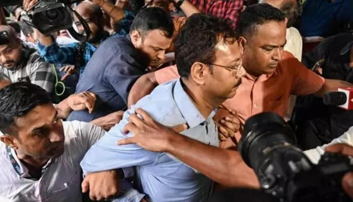 Sandip Ghosh : క్రైమ్ సీన్ను మార్చేందుకే సందీప్ ఘోష్ లెటర్.. బెంగాల్ బీజేపీ చీఫ్ ఆరోపణ Sandip Ghosh : క్రైమ్ సీన్ను మార్చేందుకే సందీప్ ఘోష్ లెటర్.. బెంగాల్ బీజేపీ చీఫ్ ఆరోపణ