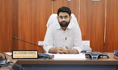 వర్షాల దృష్ట్యా ఒంటిపూట బడి.. పాఠశాలల ప్రధానోపాధ్యాయులకు కలెక్టర్ ఆదేశాలు
