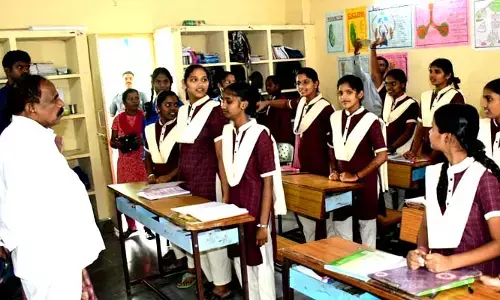 విద్యార్థులకు ఇబ్బందులు కలకుండా చూసుకోవాలి