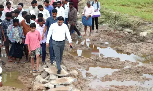 వరదల్లో నష్టపోయిన ప్రతి  ఒకరికి  పరిహారం అందిస్తాం