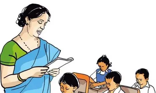 బాధల్ని దాచుకుంటూ, నవ్వుల్ని చిందిస్తూ..