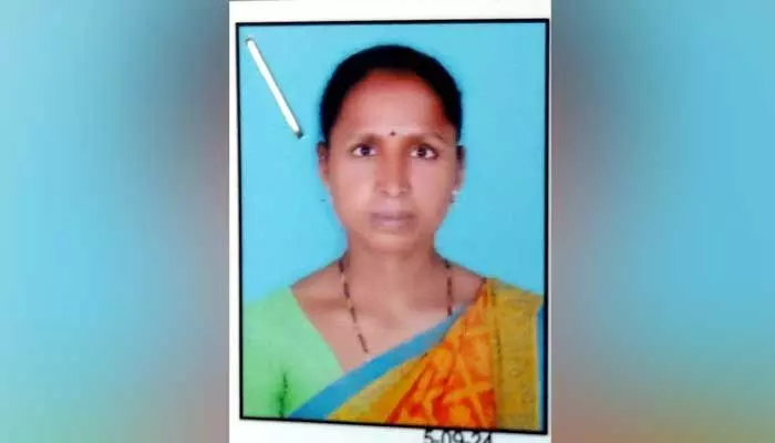 వివాహిత అదృశ్యం..కూలి పనికి కోసం వెళ్లి.. వివాహిత అదృశ్యం..కూలి పనికి కోసం వెళ్లి..