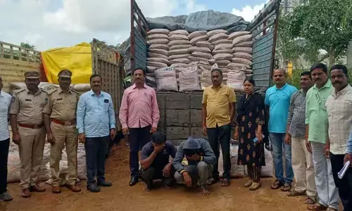 నల్ల బెల్లం అక్రమ రవాణా ముఠా అరెస్ట్