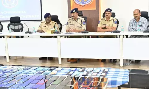రెండు కోట్ల విలువైన.. మొబైల్ ఫోన్లు రికవరీ చేసిన రాచకొండ పోలీసులు!