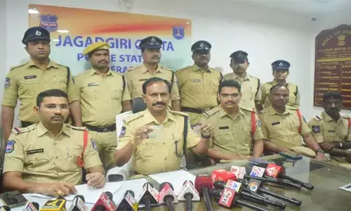 జ్యువెలరీ షాపులలో.. వరుస దొంగతనాలకు పాల్పడుతున్న ముఠా అరెస్ట్!