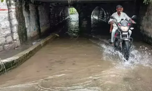 ప్రమాదకరంగా రైల్వే అండర్ బ్రిడ్జిలు