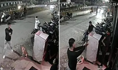 Delhi : దేశ రాజధానిలో తుపాకుల మోత! బౌన్సర్లను మోకాళ్లపై కూర్చోబెట్టి గాల్లోకి ఫైరింగ్