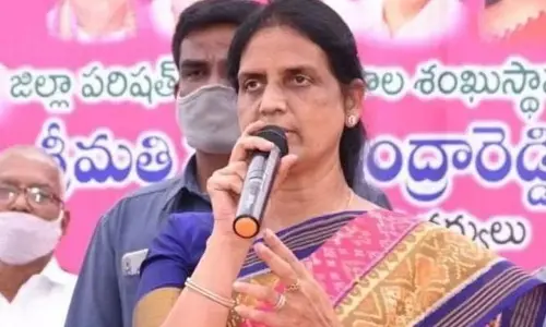 వాదనలే లేనప్పుడు దూషణలే ఆయుధం: సీఎం వ్యాఖ్యలపై మాజీ మంత్రి సబితా ఆగ్రహం