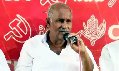 Pushpa 2 Stampede: సినిమా రంగంలో మార్పు రావాలి.. శ్రీతేజను పరామర్శించిన సీపీఐ నేతలు