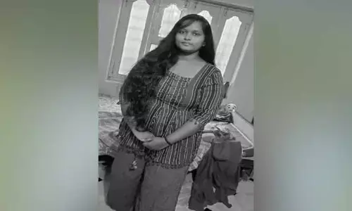 అత్తింటి వారి వేధింపులు తట్టుకోలేక వివాహిత ఆత్మహత్య