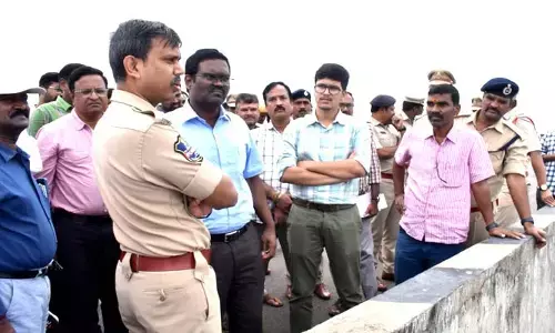 అపశ్రుతులు జరగకుండా నిమజ్జన ఏర్పాట్లు చెయ్యాలి