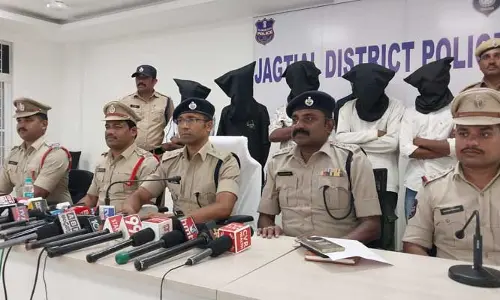 గంజాయి ముఠా గుట్టు రట్టు..ఐదుగురి అరెస్ట్