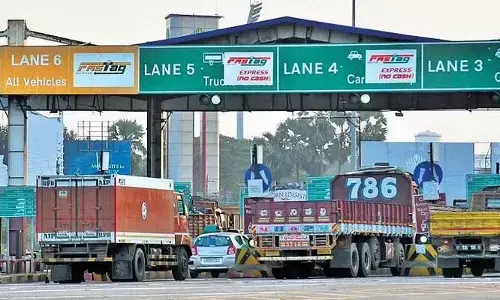 Toll Plaza: టోల్ ప్లాజాలకు గుడ్‌బై.. త్వరలో జీపీఎస్-ఆధారిత టోల్ వసూలు