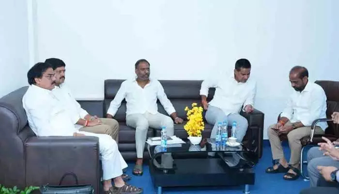 మద్యం పాలసీ రూపకల్పనపై.. కేబినెట్ సబ్ కమిటీ తొలిసారి భేటీ! మద్యం పాలసీ రూపకల్పనపై.. కేబినెట్ సబ్ కమిటీ తొలిసారి భేటీ!