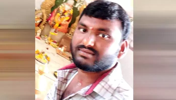 కలకలం రేపిన యువకుని దారుణ హత్య కలకలం రేపిన యువకుని దారుణ హత్య