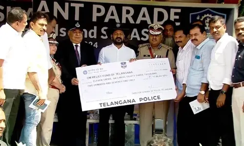 Telangana Police : వరద బాధితులకు తెలంగాణ పోలీసులు భారీ విరాళం