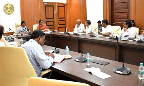 రామప్ప కీర్తిని చాటేలా అభివృద్ధి చేయాలి