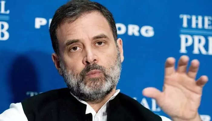 రాహుల్, హోదాకు తగ్గట్టు ప్రవర్తించండి! రాహుల్, హోదాకు తగ్గట్టు ప్రవర్తించండి!