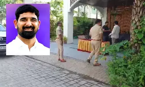హుజురాబాద్ ఎమ్మెల్యే కౌశిక్ రెడ్డి ఇంటి వద్ద భారీ బందోబస్తు