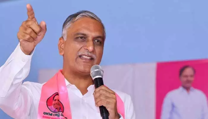 Harish Rao : ప్రతిపక్షాల గొంతు నొక్కడమేనా ప్రజా పాలన! ఎక్స్లో హరీశ్ రావు డిమాండ్ ఇదే Harish Rao : ప్రతిపక్షాల గొంతు నొక్కడమేనా ప్రజా పాలన! ఎక్స్లో హరీశ్ రావు డిమాండ్ ఇదే