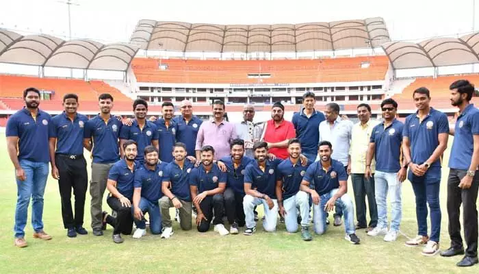 బుచ్చిబాబు ట్రోఫీ విజేత జట్టుకు భారీ ప్రైజ్మనీ! హెచ్సీఏ అధ్యక్షుడు జగన్మోహన్ రావు బుచ్చిబాబు ట్రోఫీ విజేత జట్టుకు భారీ ప్రైజ్మనీ! హెచ్సీఏ అధ్యక్షుడు జగన్మోహన్ రావు