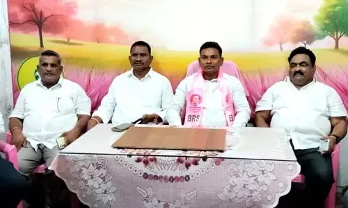 నేతల మధ్య మాటల యుద్ధం
