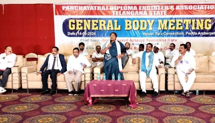 అవకతవకలకు తావు లేకుండా పనిచేయాలి అవకతవకలకు తావు లేకుండా పనిచేయాలి