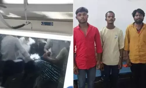 Vande Bharat Express: విశాఖపట్నం-దుర్గ్‌ వందేభారత్ రైలుపై రాళ్ల దాడి