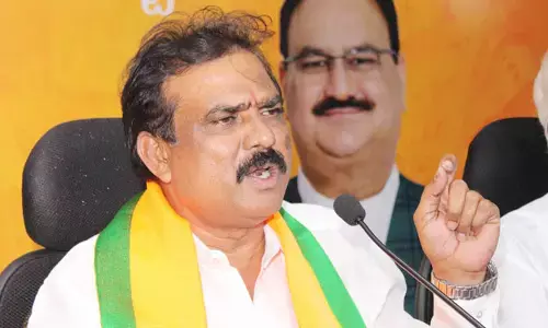 బీసీ రిజర్వేషన్లను ముస్లింలలో కలపడం సరికాదు : పాయల్ శంకర్