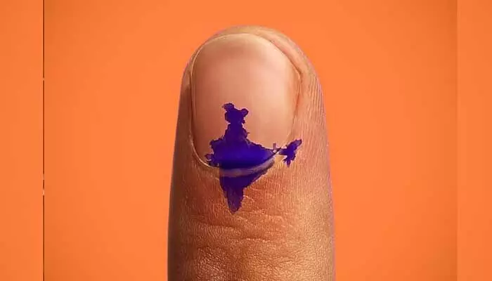 One Nation One Election: త్వరలోనే వన్ నేషన్ వన్ ఎలక్షన్ బిల్లు.. ఈ టర్మ్ లోనే అమలు చేసేందుకు బీజేపీ కసరత్తు! One Nation One Election: త్వరలోనే వన్ నేషన్ వన్ ఎలక్షన్ బిల్లు.. ఈ టర్మ్ లోనే అమలు చేసేందుకు బీజేపీ కసరత్తు!