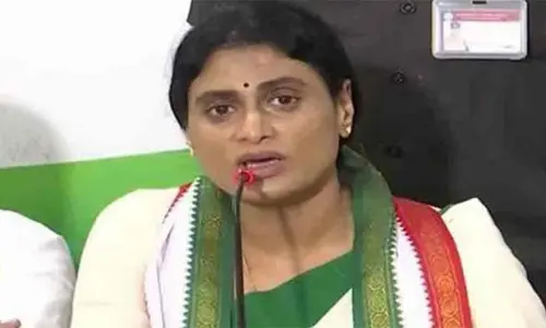 బస్సు ప్రమాద ఘటనపై ఉన్నతస్థాయి విచారణ జరపాలి: వైఎస్ షర్మిల
