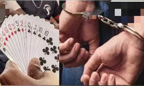 నలుగురు పేకాటరాయుళ్ల అరెస్ట్..