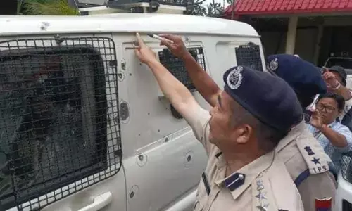 Manipur Police : పోలీసులపై దాడికి దిగితే ఖబడ్దార్ : మణిపూర్ పోలీసు శాఖ