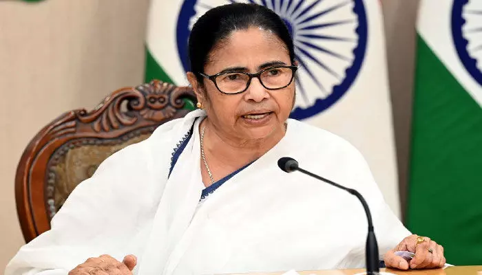 Mamata Banerjee :బంగ్లాదేశ్లో ‘ఐరాస’ దళాలను మోహరించాలి : సీఎం మమత Mamata Banerjee :బంగ్లాదేశ్లో ‘ఐరాస’ దళాలను మోహరించాలి : సీఎం మమత