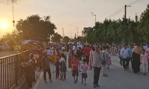 Saroornagar : జనసంద్రంగా మారిన సరూర్ నగర్ మినీ ట్యాంక్ బండ్