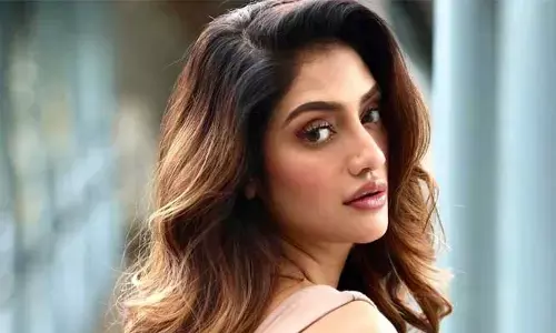 Nusrat Jahan : హాట్ హాట్ గా సెగలు పుట్టిస్తున్న నుస్రత్ జహాన్
