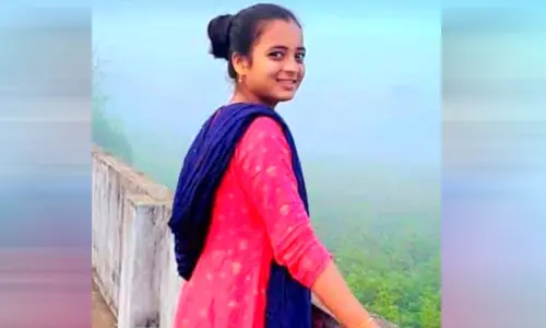 వేధింపులు తాళలేక  యువతి బలవన్మరణం