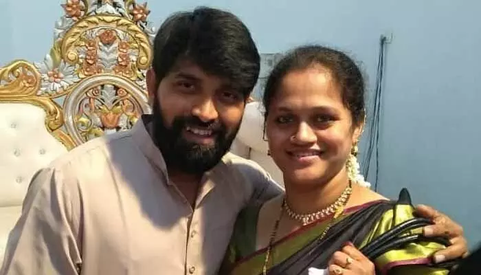 అలాగైతే నా భర్తను వదిలేయడానికి సిద్ధం.. జానీ మాస్టర్ భార్య సంచలన ప్రకటన అలాగైతే నా భర్తను వదిలేయడానికి సిద్ధం.. జానీ మాస్టర్ భార్య సంచలన ప్రకటన