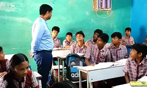 విద్యార్థులకు నాణ్యమైన విద్య అందించాలి