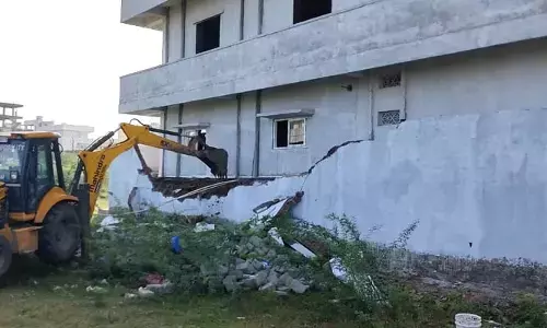 హైడ్రా తరహాలో కూల్చివేత