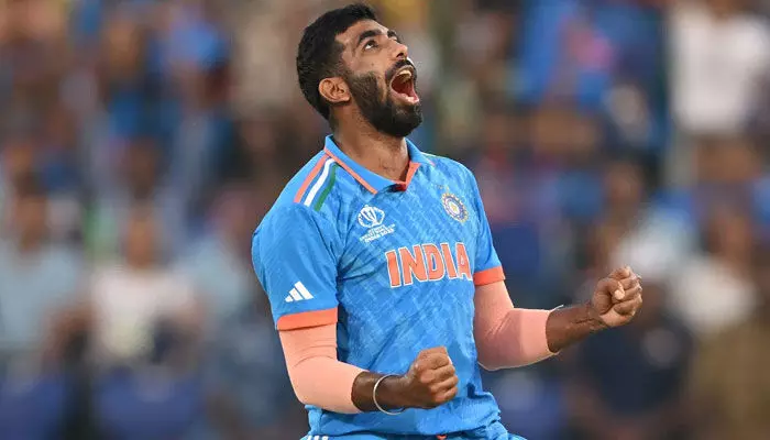 Jasprit Bumrah: టీమిండియా పేసర్ నయా రికార్డు.. 400 వికెట్ల క్లబ్లోకి బుమ్రా Jasprit Bumrah: టీమిండియా పేసర్ నయా రికార్డు.. 400 వికెట్ల క్లబ్లోకి బుమ్రా