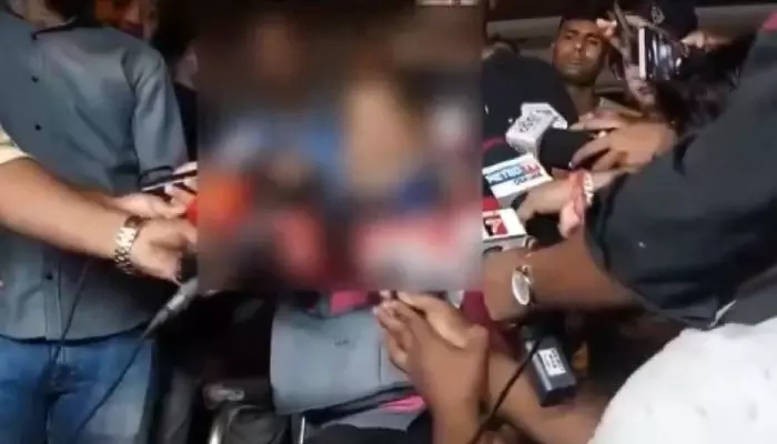 Army Officers Fiancee : ఆర్మీ అధికారికి కాబోయే భార్యపై పోలీసుల వేధింపులు.. నవీన్ పట్నాయక్ రియాక్షన్ Army Officers Fiancee : ఆర్మీ అధికారికి కాబోయే భార్యపై పోలీసుల వేధింపులు.. నవీన్ పట్నాయక్ రియాక్షన్