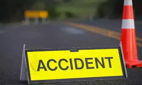 Road Accident: గుజరాత్‌లో ఘోర రోడ్డు ప్రమాదం.. ఖమ్మం యువకుడి దుర్మరణం